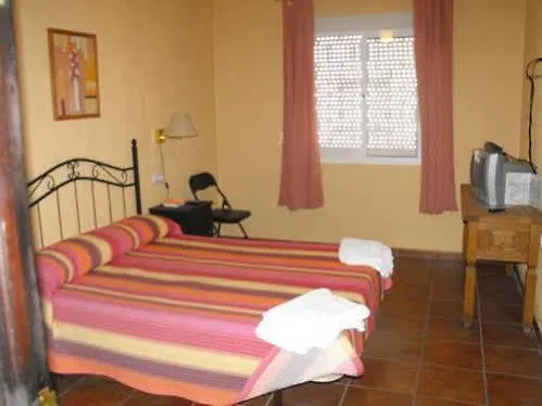 فندق بارباتي Hostal Mediterraneo